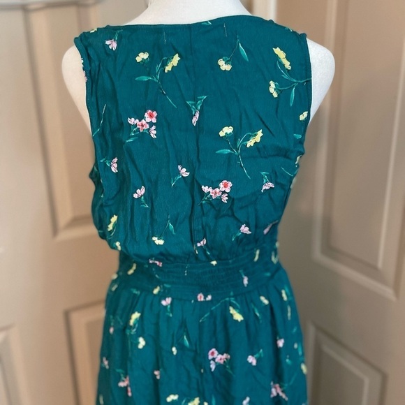 Row A teal floral double breasted gold button lined rayon midi dress size M. - Picture 6 of 9